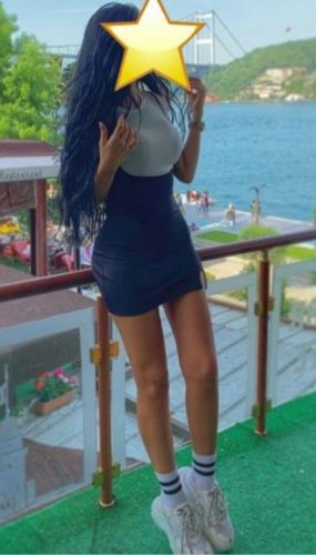 Baştan çıkaran deneyimli escort Jalenur